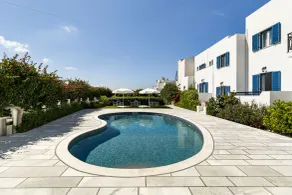 Ikaros Studios & Apartments - Piscina