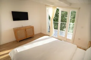 Sadef Akkonak - Room
