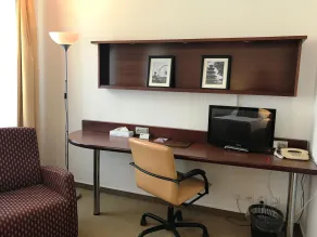 Hotel Atrium - Camera