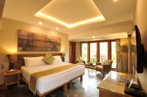 Puri Raja Hotel - Room