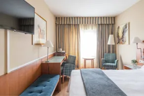 Up Rooms Vic Hotel - Chambre