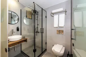Istanbul Holiday Hotel - Bathroom