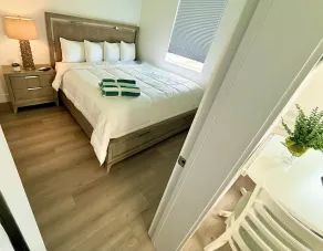 The Beach Haven Resort - Zimmer