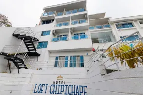 CHIPICHAPE INN - Front of property