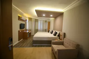 ÇEVİK PALACE HOTEL - Room