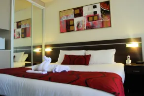 Golden West Motor Inn - Room