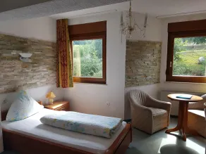 Hotel Zur Engelsburg - Room