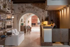 Serenissima Boutique Hotel - Recepción