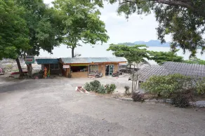 Wanghin Bungalow - Mostrador de check-in y check-out