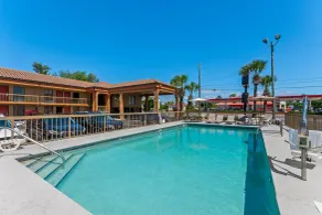 Econo Lodge Panama City St Andrews - Piscina