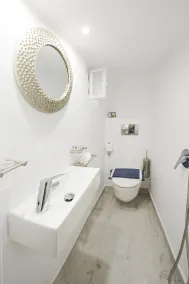 Hyperion Oia Suites - Bathroom