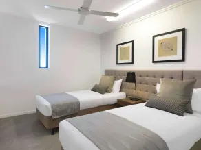 Oaks Mackay Carlyle Suites - Room