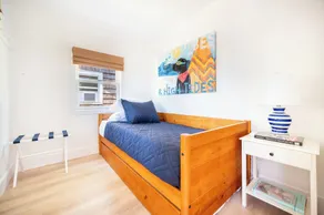 Marina Bay Cottages - Zimmer