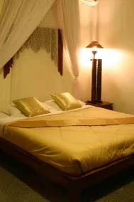 Ruean Thai Hotel - Chambre