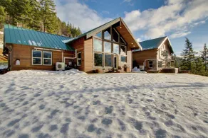 Dazzling Cle Elum Home; mountain views - Innvendig