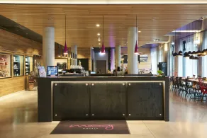 Moxy Berlin Ostbahnhof - Reception