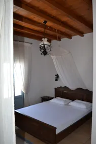 Villa Ioanna - Vacation Houses for Rent Close to the Beach - Rom