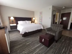 Hampton Inn & Suites Colorado Springs/Air Force Academy - Room