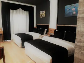 Golden Rose Deluxe Hotel - Room