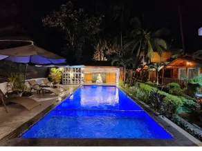 Tranquill Riverside Luxury Cottages - Pool