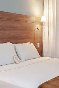 Slim Hotel Curitiba Alto da XV - Room