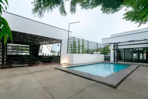 D' LA TORRE HOTEL - Piscine