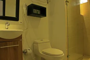 Hotel Metropolis Plaza Cali - Bathroom