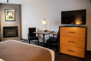 Pocaterra Inn & Waterslide - Chambre