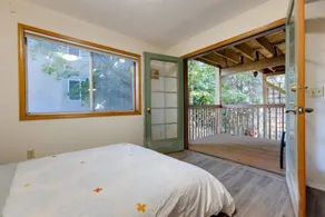 Oregon Jade Lodging- Spacious 2 Bedrooms, Ev Charger, Quite By Stream - Chambre