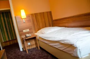 Rheinland Hotel - Chambre