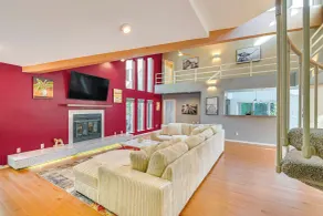 7 Mi to Skiing: Lake George Home w/ Large Patio - Interiör