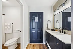 Fresh Coast Motel - Bathroom