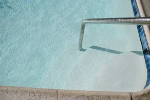 Alamo Inn and Suites - Convention Center - Piscine