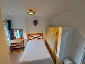 Quiet Studio - Apartment 4 in Villa Coconut - Chambre