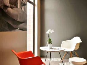 ibis Saint Quentin Basilique - Coin salon dans le hall