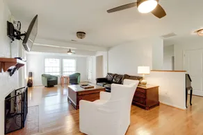 Waterfront Gloucester Home w/ Private Boat Dock! - Innenbereich