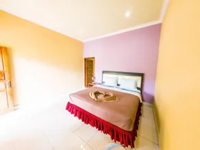 Pondok Guru Bakti Cottage - Room