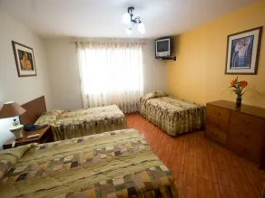 Hotel Nirvana Miraflores - Room