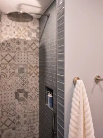 the breeze - Bathroom