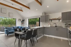 Willow Cottage - Shared kitchen