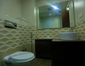 CS Boutique Hotel - Bathroom