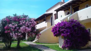 Residence Le Corti Di Marinella - Entrée intérieure