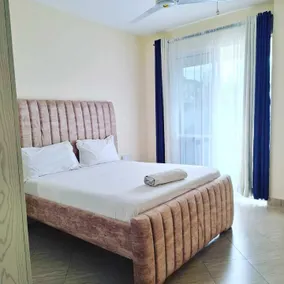 Lux Suites Pacific Apartments Bamburi - Room
