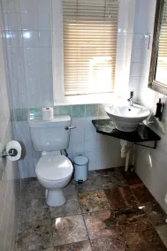 Victoria Square Hotel Clifton Village - Bathroom