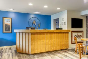 Econo Lodge Cherokee Near Island Park - Hall