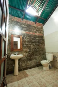Wild Brook - Bathroom