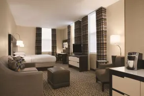 DoubleTree by Hilton Boston - Downtown - Room