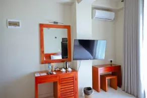 Oak Ray La Ella Breeze - Room