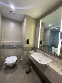 Novotel Makkah Thakher City - Bathroom