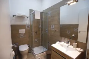 VICTORIA HOTEL B&B - Bathroom